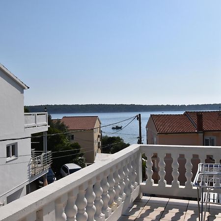 Apartament Banjol Екстер'єр фото