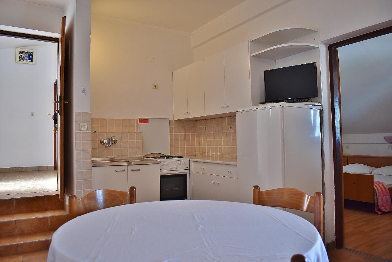 Apartament Banjol Екстер'єр фото